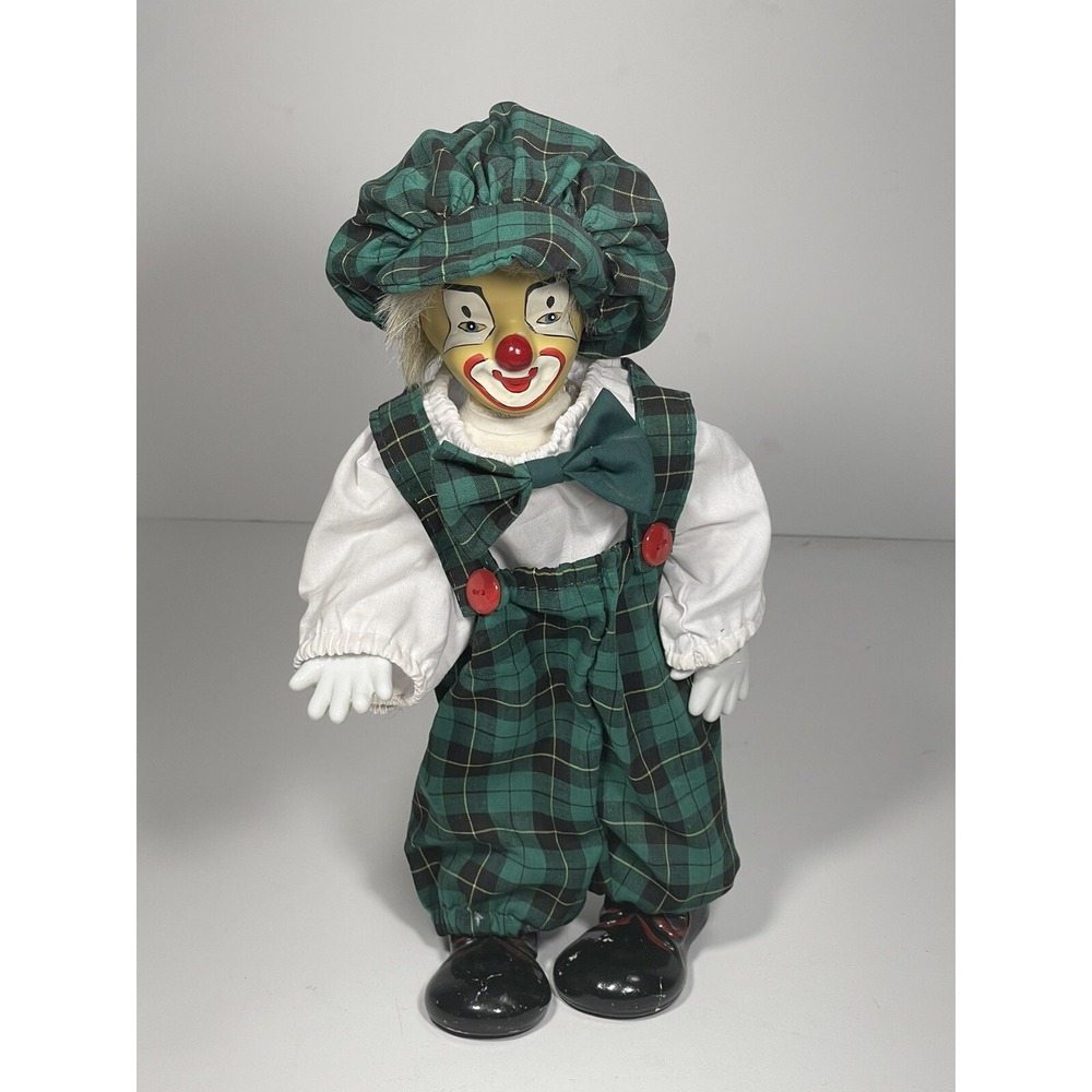 Vintage 70's Clown Porcelain Head And Hands Figurine doll Plaid Green Bow Tieâ
